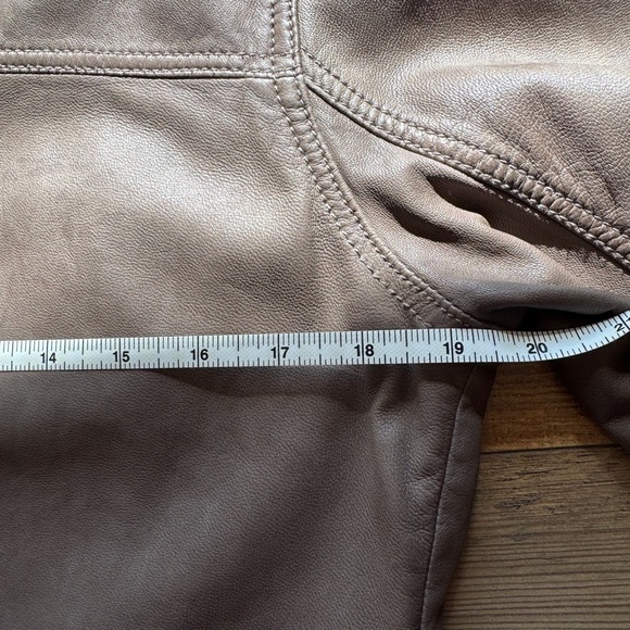 Hinge leather jacket - Picture 8 of 8